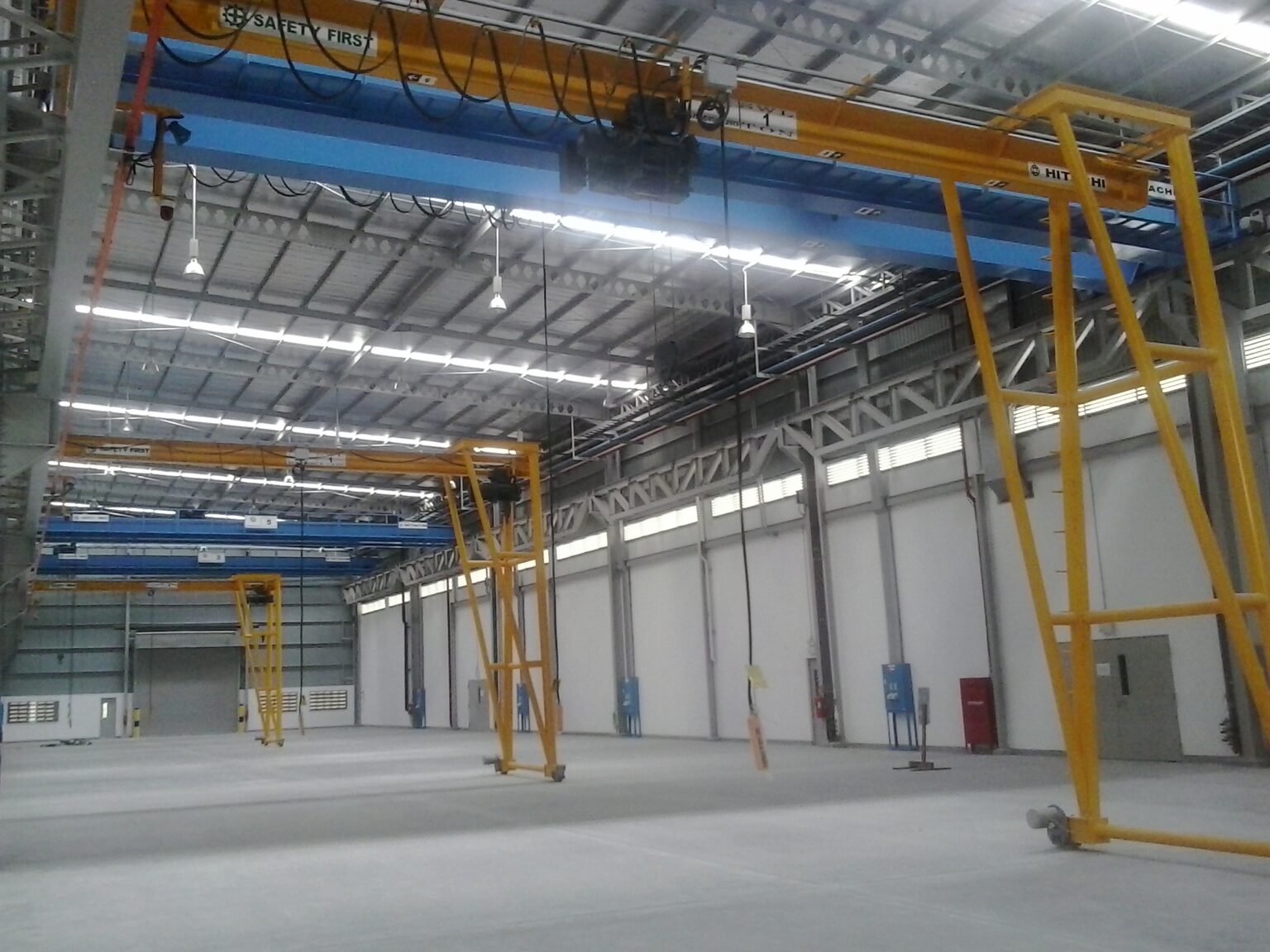 Industrial gantry crane workshop project