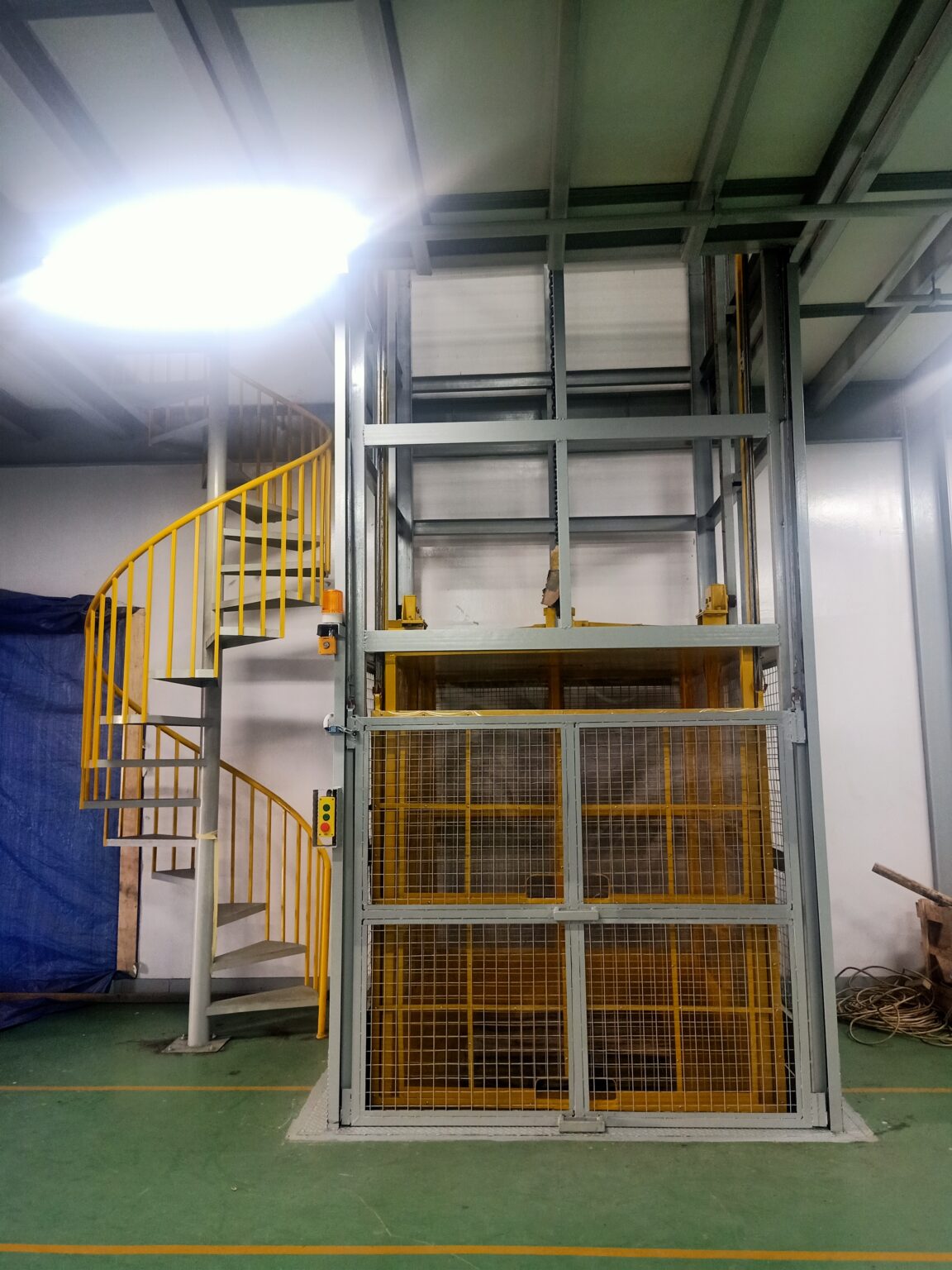 lift-barang-friox